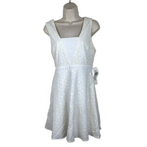 Love Reign Jr Women's White Fit & flare Eyelet Sleeveless dress  Size L New NWT